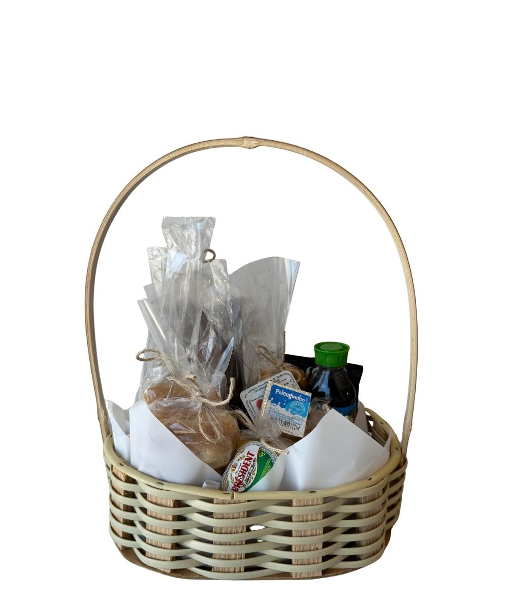 Cesta de café da manhã completa para presente em Araruama