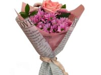 Mini buquê de rosa cor de rosa para presente em Araruama