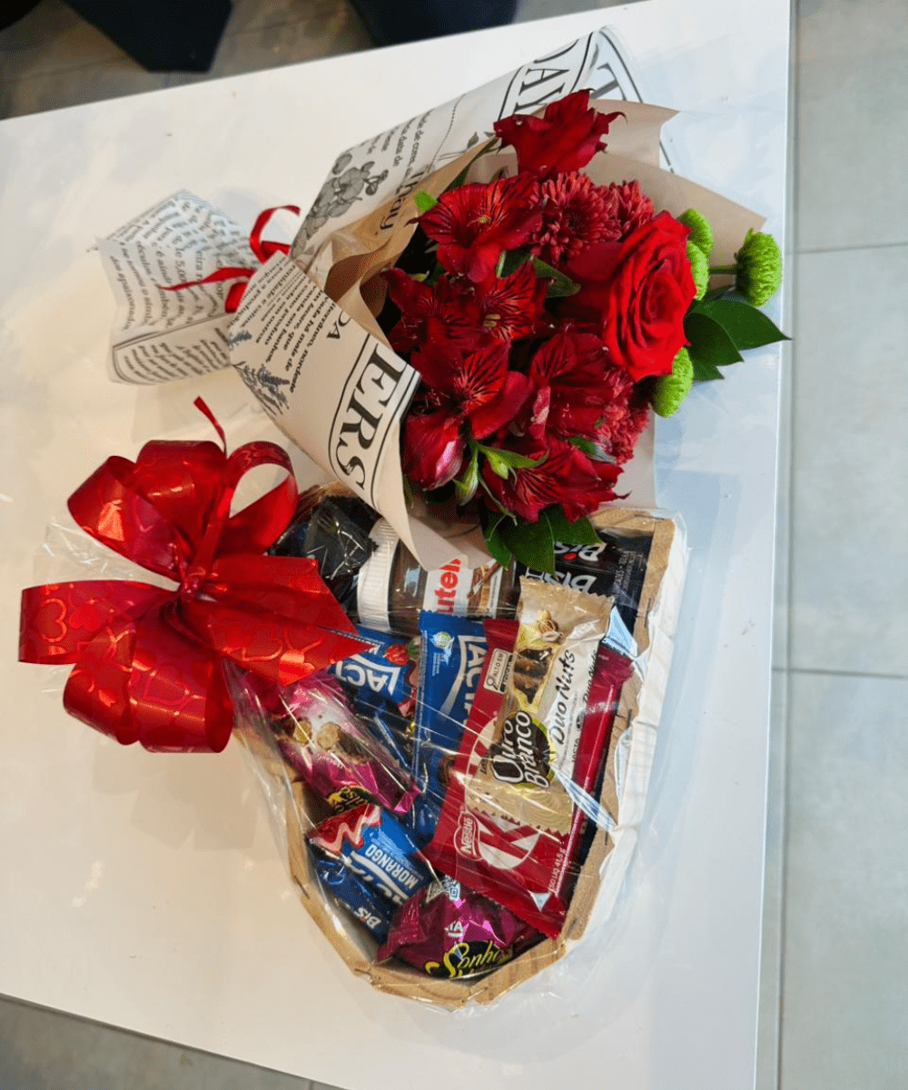 Mini Buquê de Rosas + Coração de chocolate