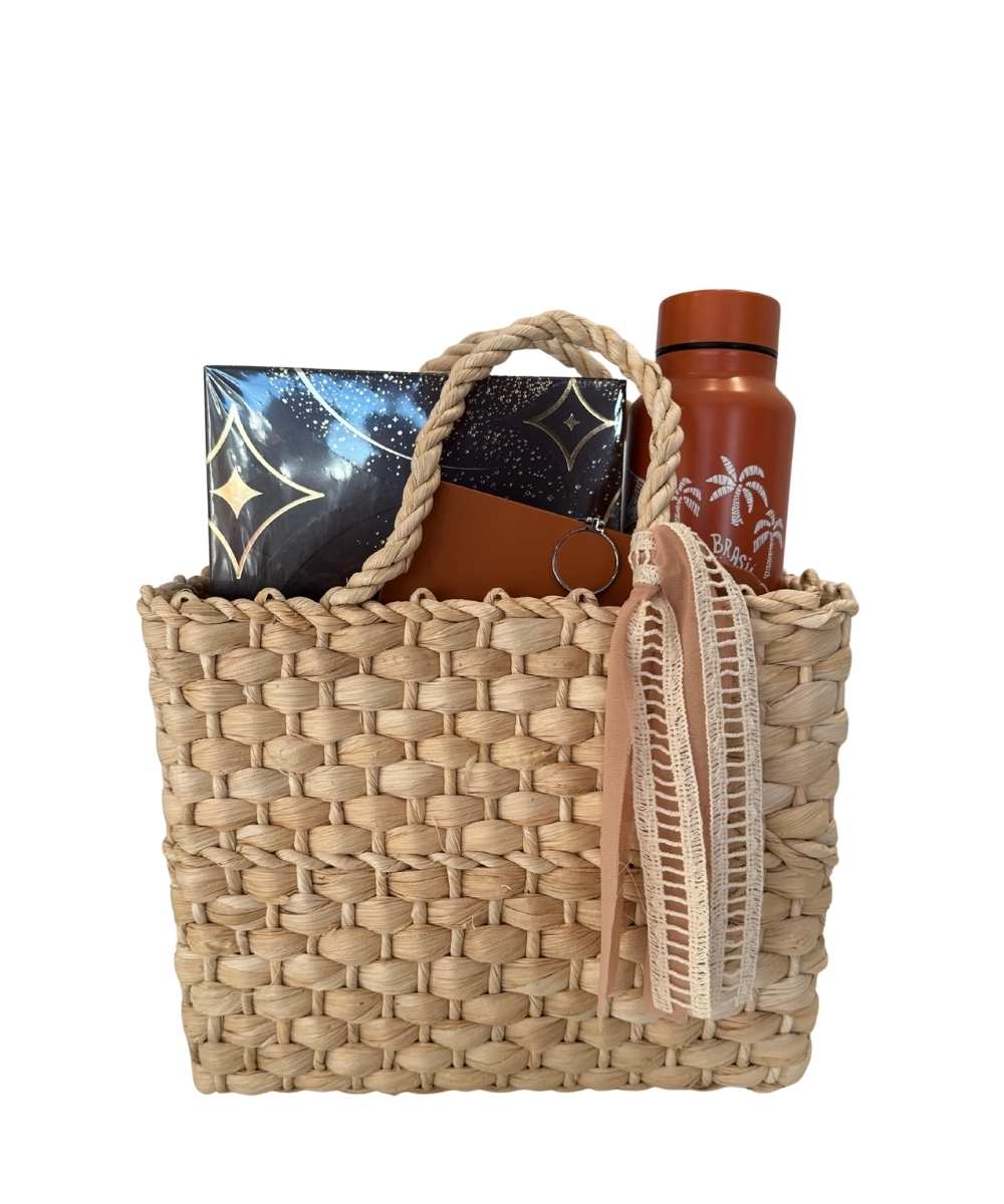 Presente feminino com bolsa, kit Eudora e acessórios em Araruama