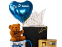 Cesta Melhor Namorado com caneca personalizada, pelúcia e Ferrero Rocher em Araruama